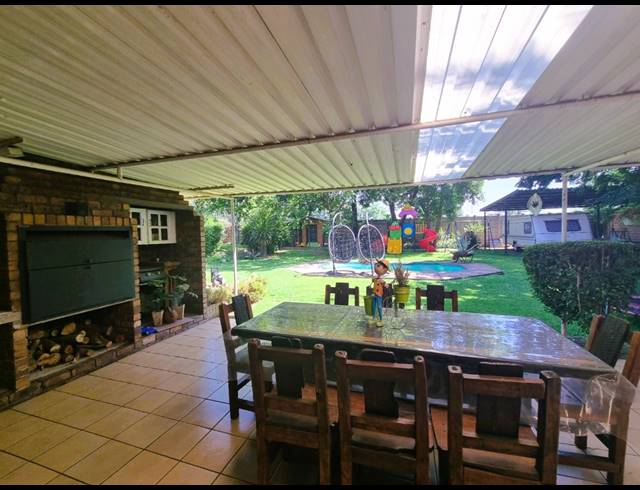 4 BEDROOM HOUSE FOR SALE IN VANDERBIJLPARK SW 1